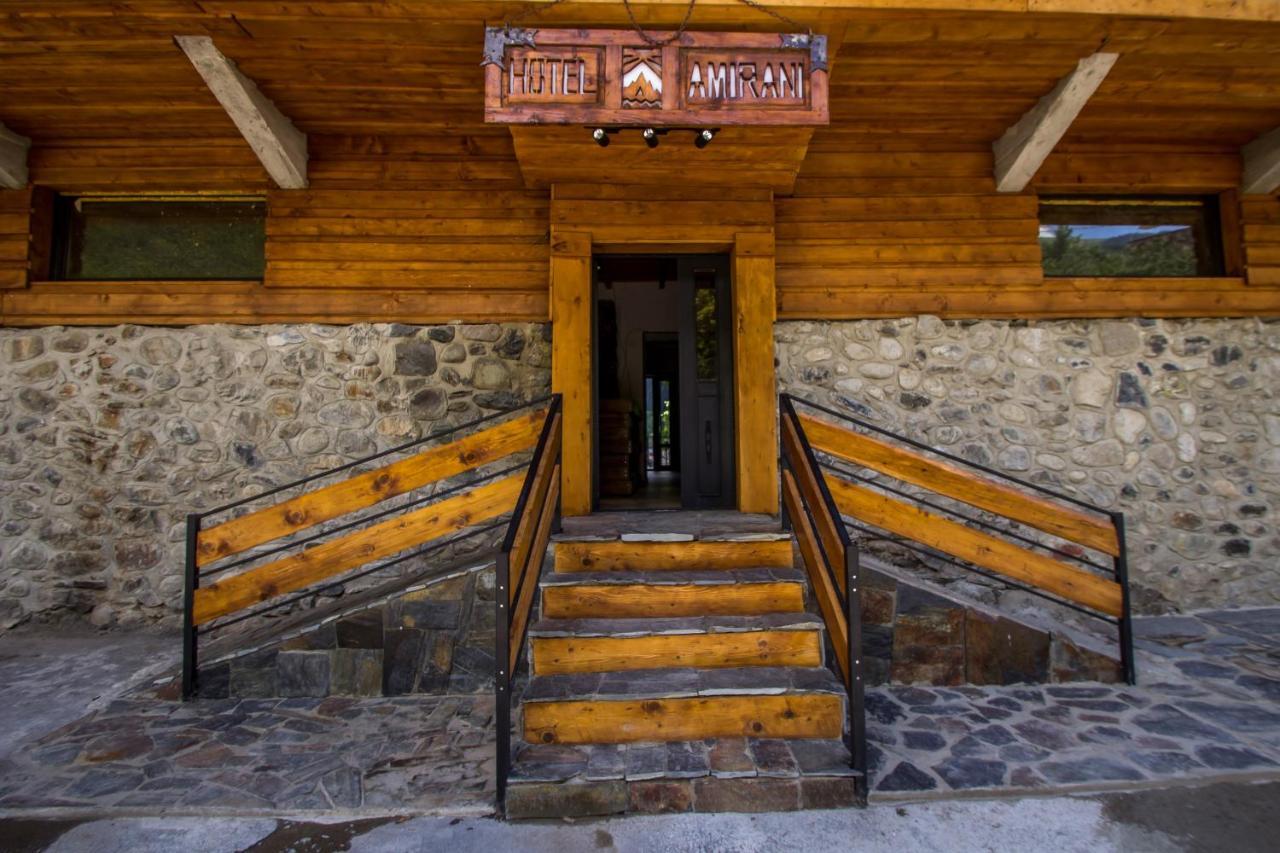 Mestia Hotel Amirani Εξωτερικό φωτογραφία