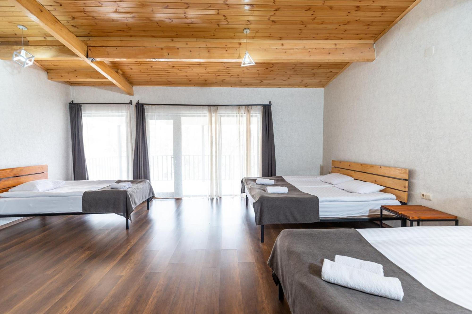 Mestia Hotel Amirani Εξωτερικό φωτογραφία